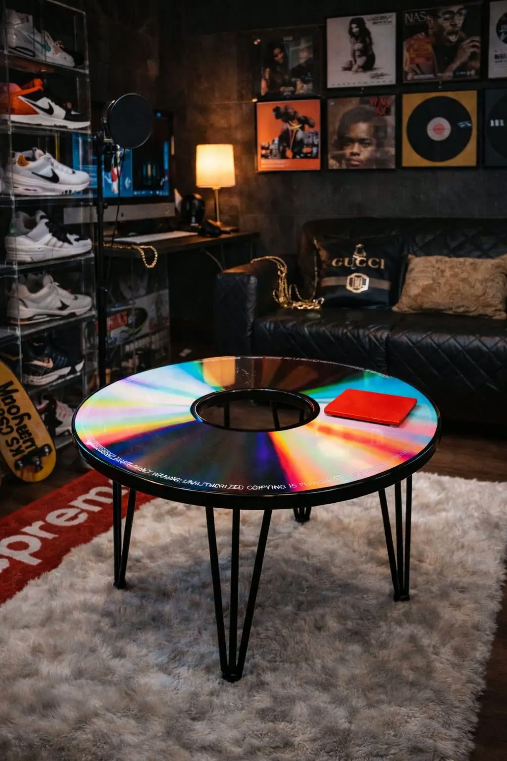 Vintage CD disc Table — photograph 3 of 5